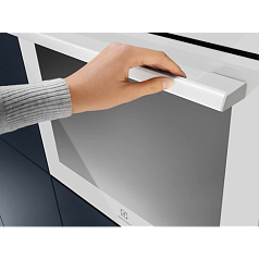 Духовой шкаф Electrolux OEE6C77WV
