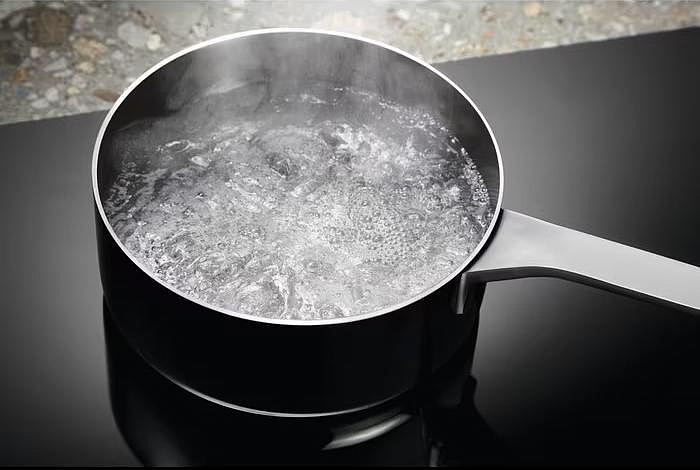 Варочная панель Electrolux LIR60430 preview 3