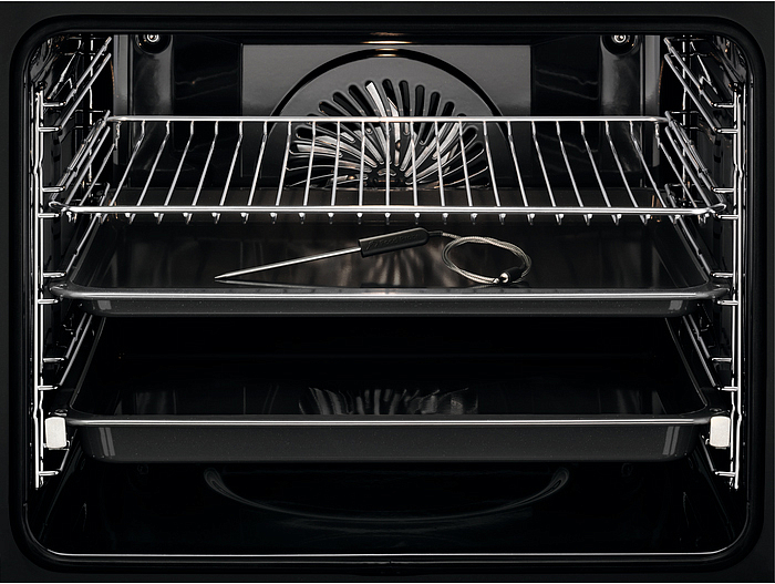 Духовой шкаф Electrolux EOC5851ZOZ preview 3
