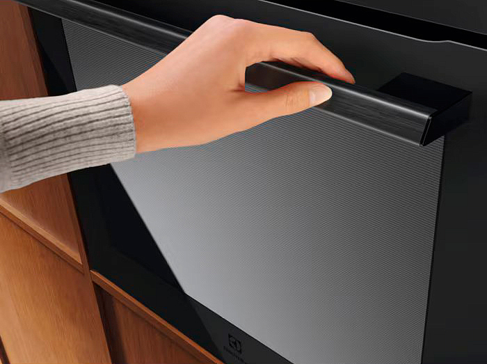 Духовой шкаф Electrolux EOE9P3XT preview 4