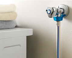 Шланг для подачи холодной воды в стиральные и посудомоечные машины Electrolux E2WIC250A