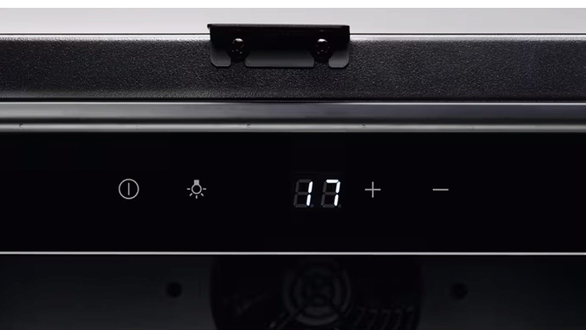 Встраиваемый винный шкаф Electrolux EWUS020B5B preview 5