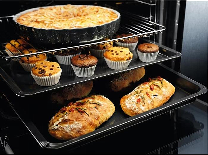 Духовой шкаф Electrolux KODEC70X preview 5