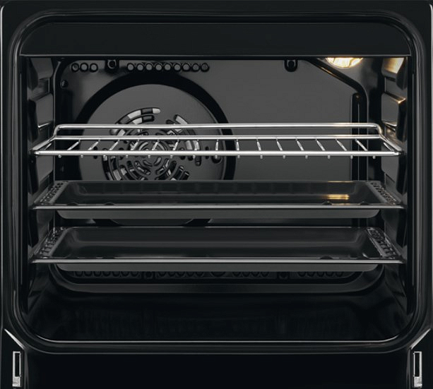 Электрическая плита Electrolux EKC952901W preview 3