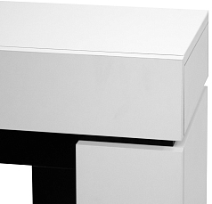 Каминокомплект: Очаг Electrolux EFP/P-3620LS, портал Moderno 42/40/36, белый