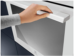 Духовой шкаф Electrolux EOF5F50BV