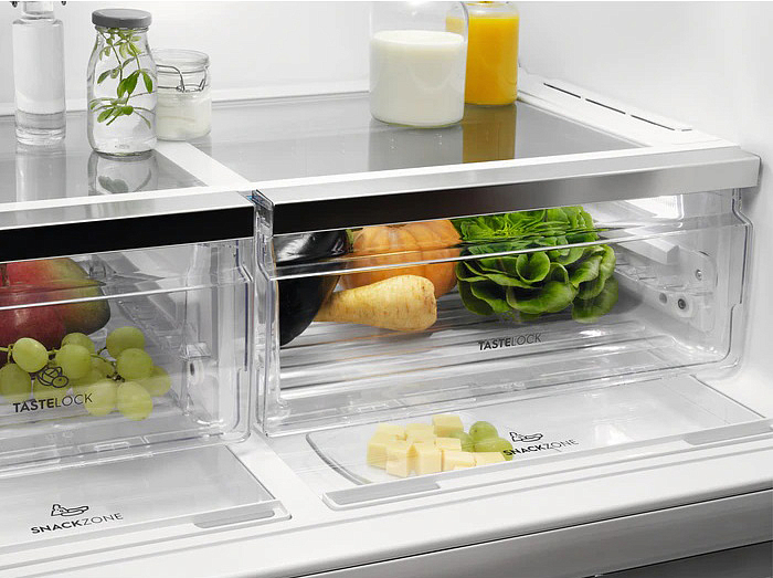 Холодильник Electrolux LLI9VF54X0 preview 12