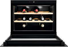 Встраиваемый винный шкаф Electrolux KBW5T