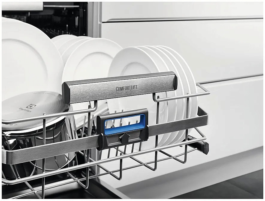 Встраиваемая посудомоечная машина Electrolux EEC87600W preview 4