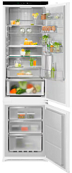Встраиваемый холодильник Electrolux ENC8MD19S