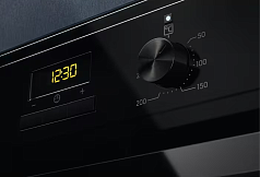 Духовой шкаф Electrolux EOD3H50BK