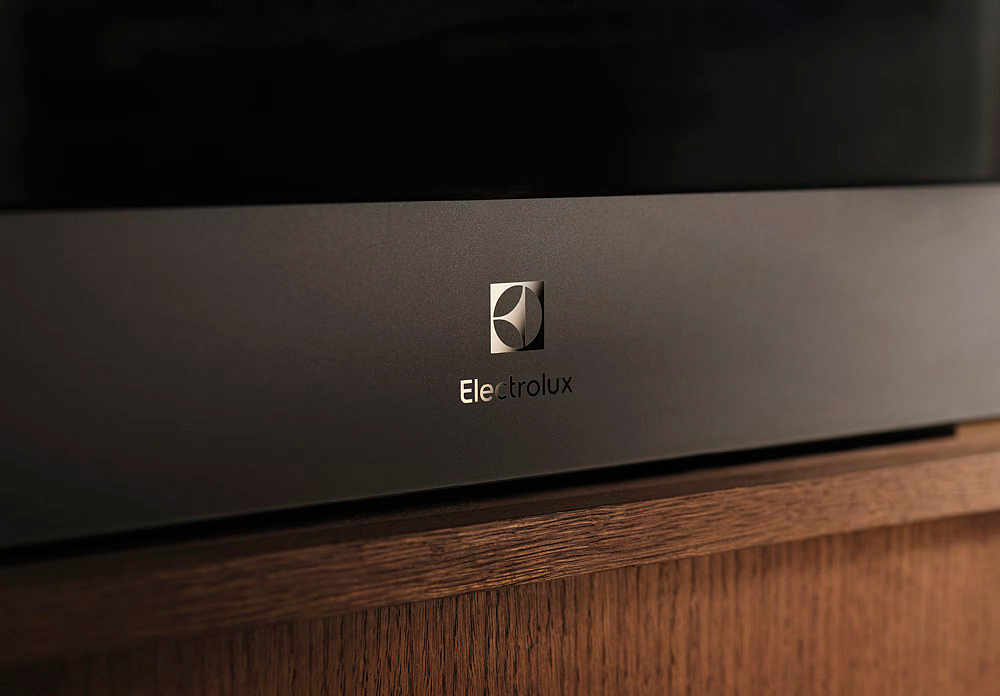 Духовой шкаф Electrolux EOE9P3XT preview 3