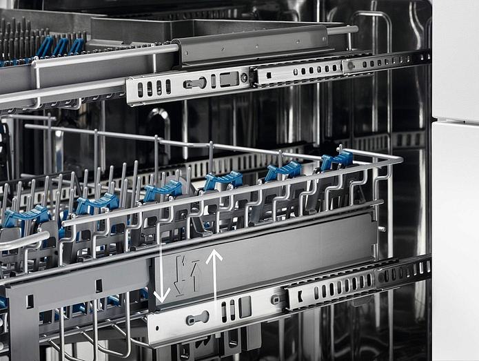 Встраиваемая посудомоечная машина Electrolux EEM28200L preview 4