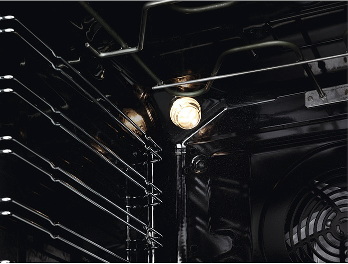 Духовой шкаф Electrolux OPEB2640V preview 3