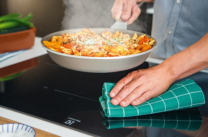 Варочная панель Electrolux IPE 644 RCC preview 4