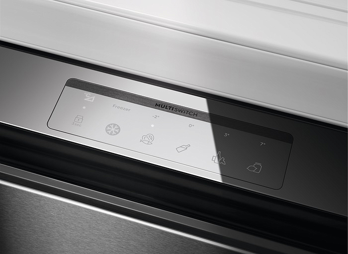 Холодильник Electrolux LLI9VF54X0 preview 19
