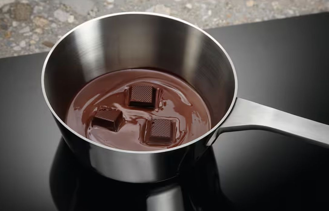 Варочная панель Electrolux EIS77453 preview 5