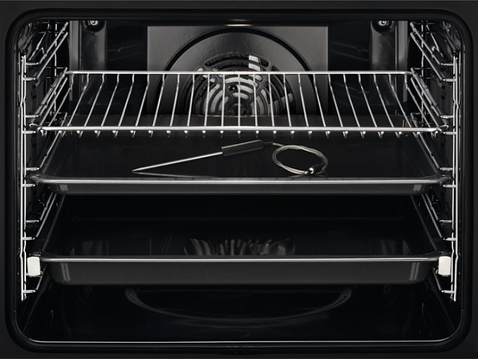 Духовой шкаф Electrolux OKE6P77WX preview 6