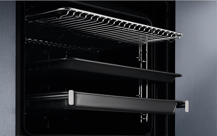 Духовой шкаф Electrolux OKA9S31WX preview 2