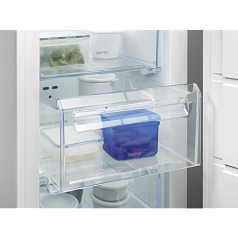 Встраиваемая морозильная камера Electrolux EUX 2245 AOX