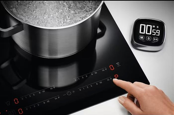 Варочная панель Electrolux LIR60430BW preview 4