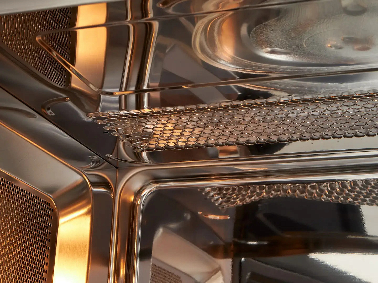 Встраиваемая микроволновая печь Vard VMG245PK preview 6