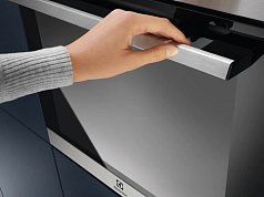 Духовой шкаф Electrolux OEH3H50TBX