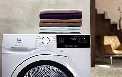 Сушильная машина Electrolux EW8HR359S