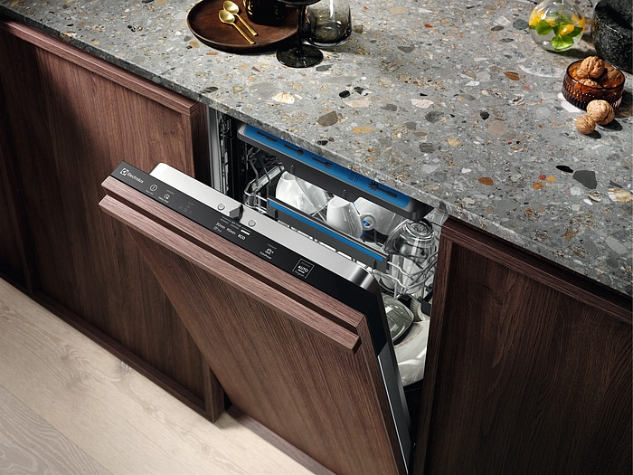 Встраиваемая посудомоечная машина Electrolux EMM23102L preview 7
