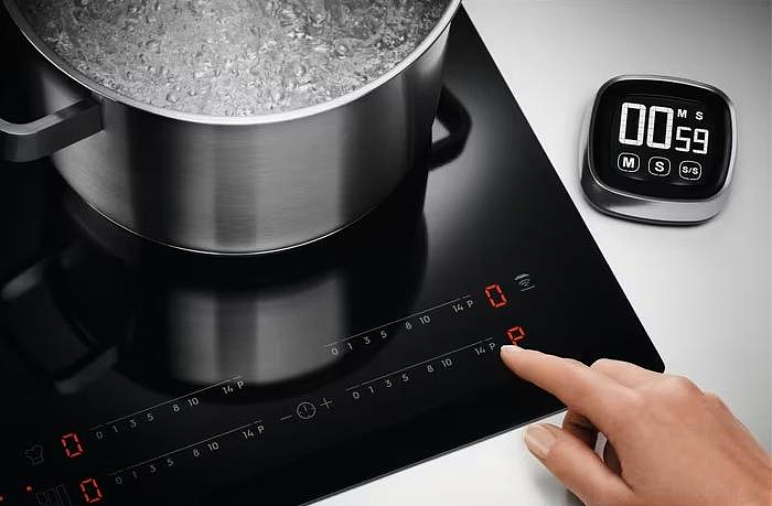 Варочная панель Electrolux EIT60428C preview 9