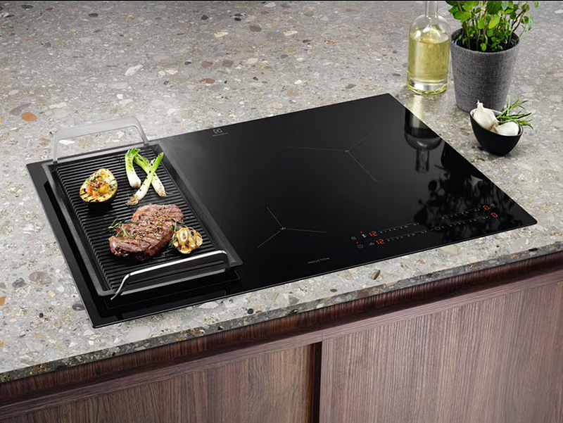 Индукционная варочная панель Electrolux EIS82449 preview 5