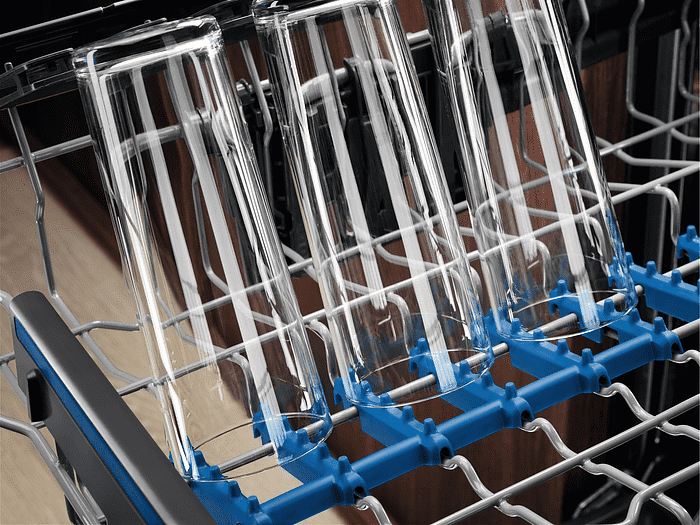 Встраиваемая посудомоечная машина Electrolux EEM96330L preview 5