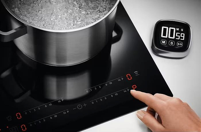 Варочная панель Electrolux EIT60443X preview 15