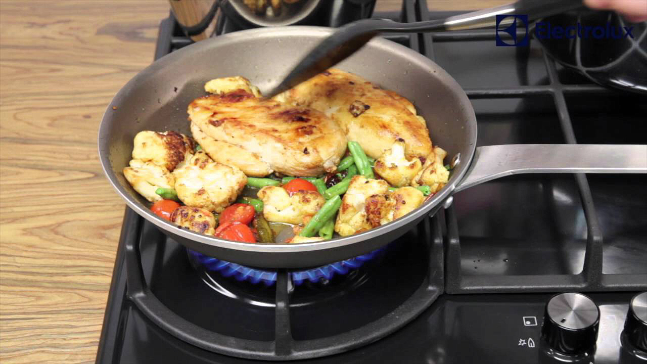 Варочная панель Electrolux GEE 263 FB preview 2