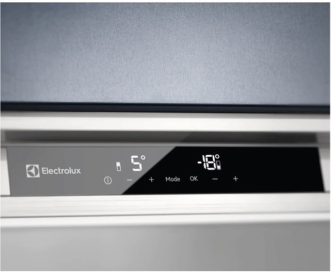 Встраиваемый холодильник Electrolux RNS8FF19S preview 3