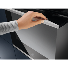Духовой шкаф Electrolux OKD5H70BX