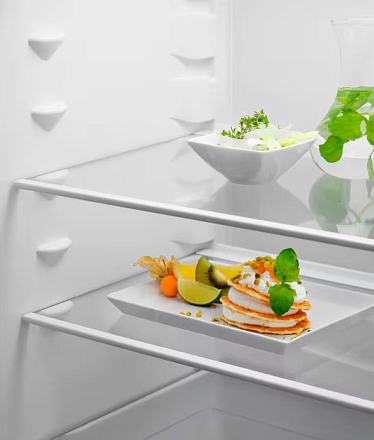 Встраиваемый холодильник Electrolux ENT6NE18S preview 8