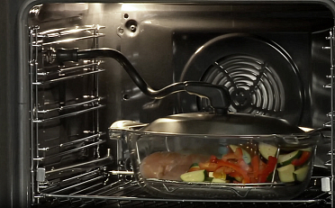 Приготовление на пару в духовом шкафу Electrolux