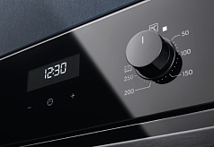 Духовой шкаф Electrolux OEE5C61Z